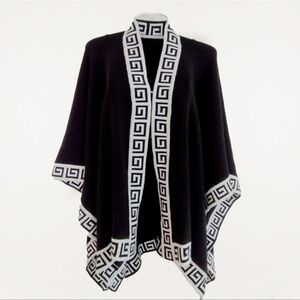 Like Peruvian connection Black and White Geometric Patterned Shawl alpaca